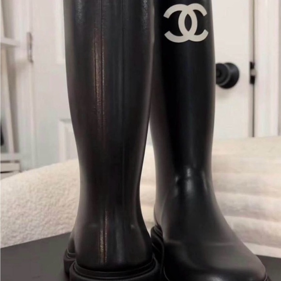CHANEL Black Knee-High Logo Boots - Picture 2 of 4